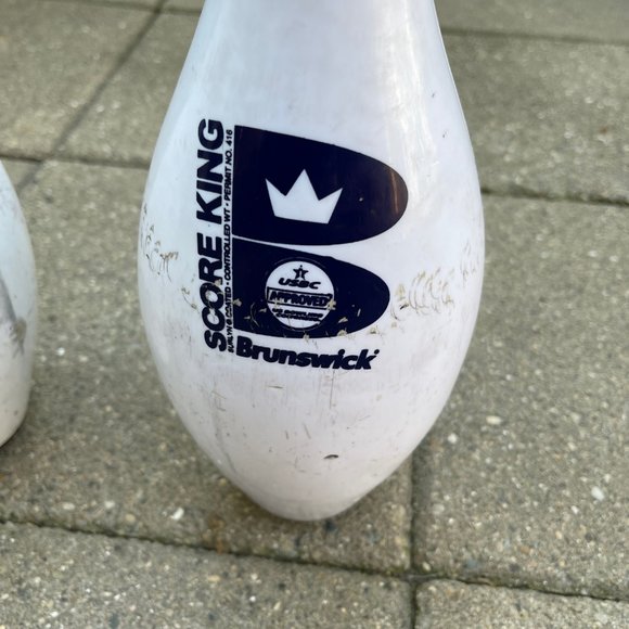 Set Of 2 Vintage Real Used Bowling Pins Decor Bookends Projects - Picture 4 of 8